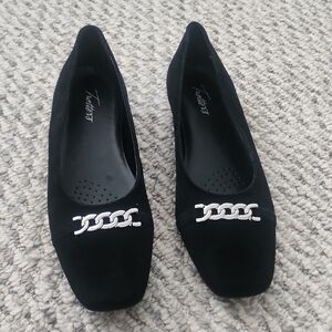 Trotters Harmony Suede Flats Size 8.5